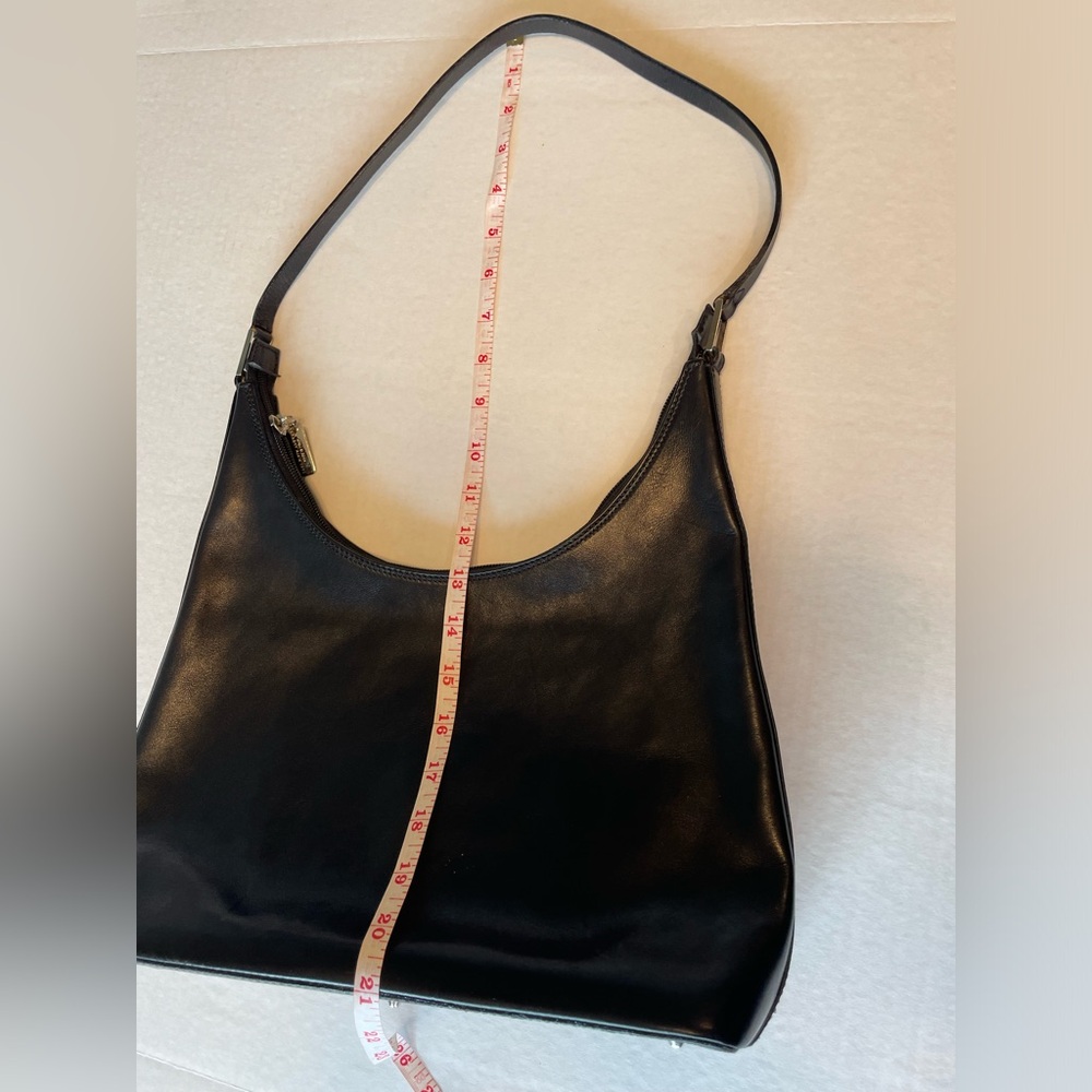- Saks Fifth Avenue Leather purse. - Picture 12 of 16